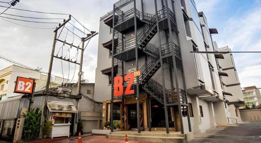 B2 Chiang Rai Night Bazaar Boutique & Budget Hotel Екстер'єр фото