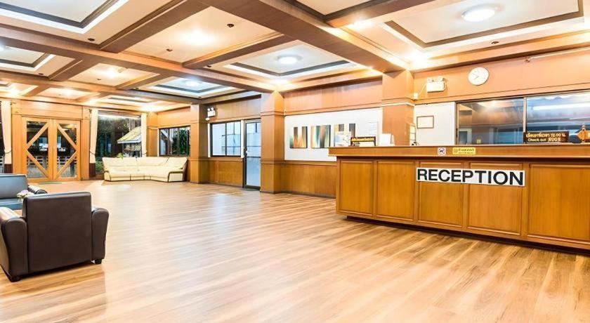 B2 Chiang Rai Night Bazaar Boutique & Budget Hotel Екстер'єр фото